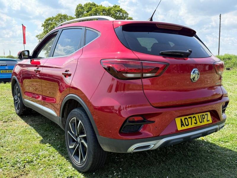 MG ZS