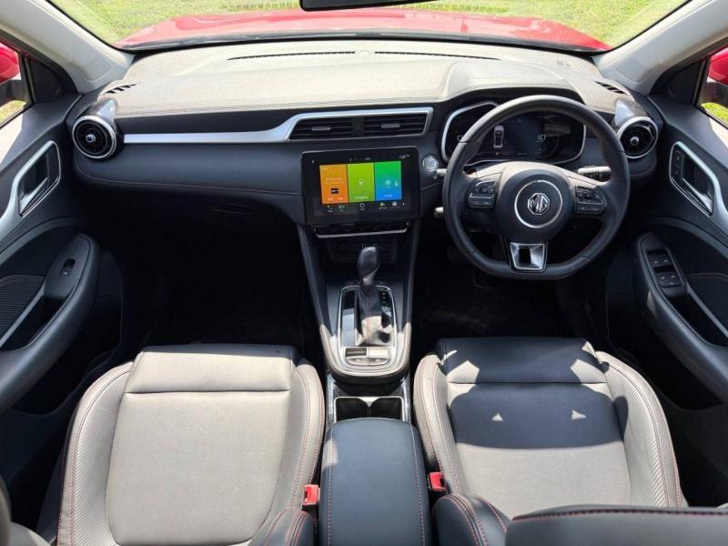 MG ZS