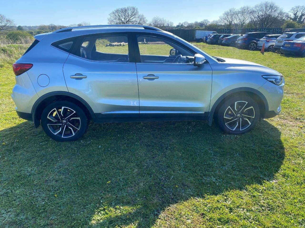 MG ZS