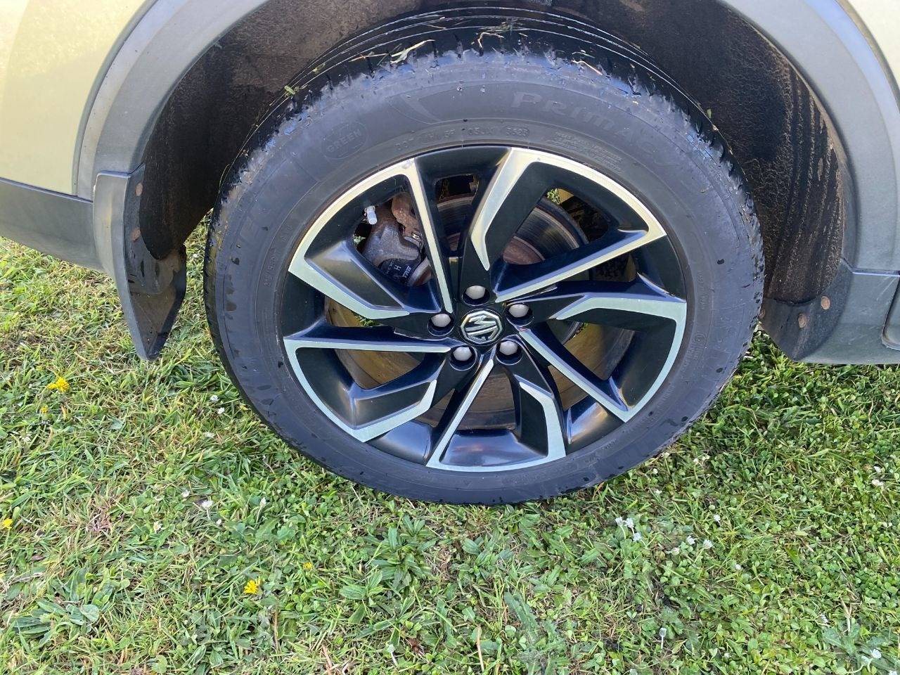 MG ZS