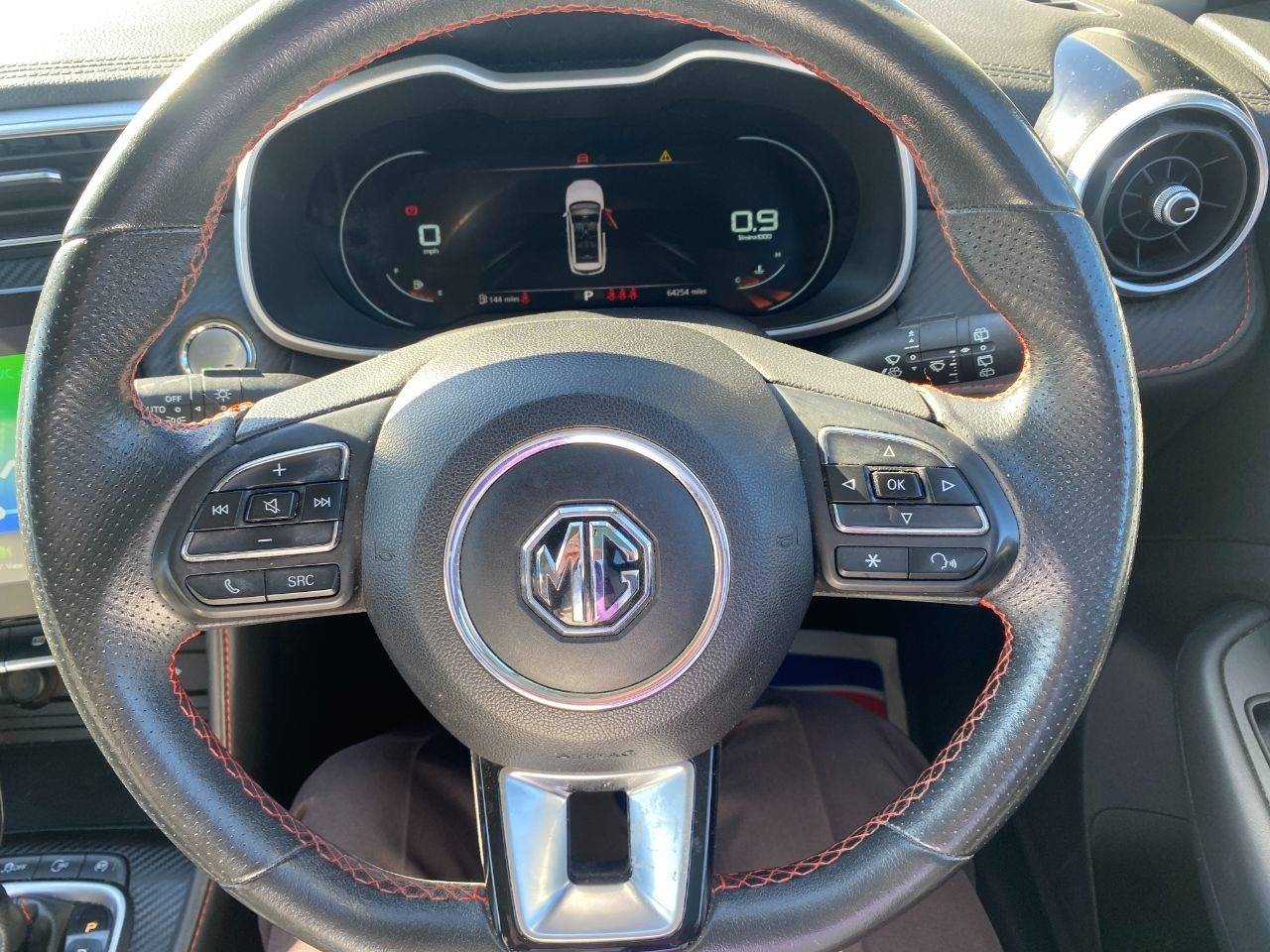 MG ZS