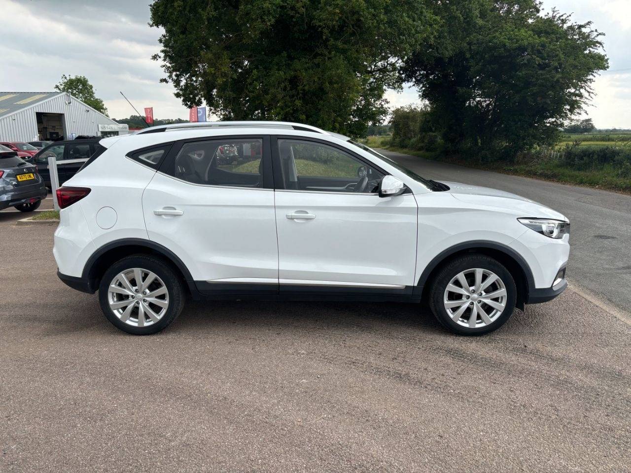 MG ZS