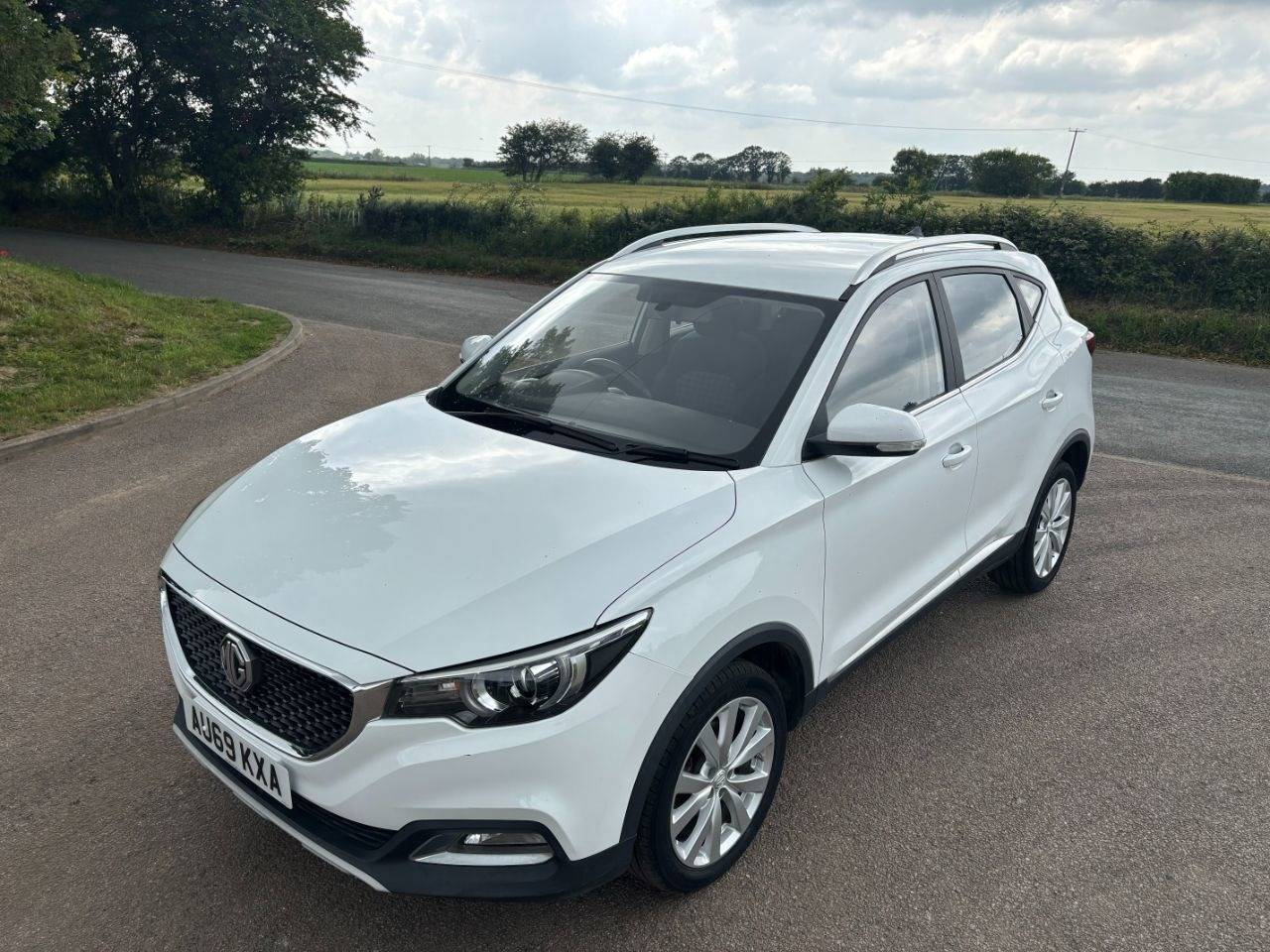 MG ZS