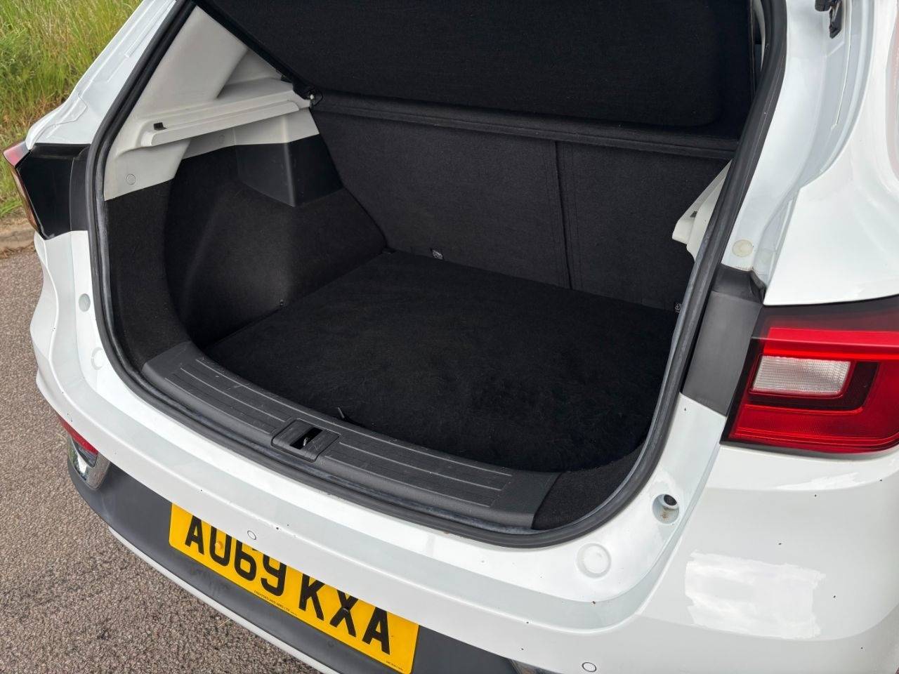 MG ZS