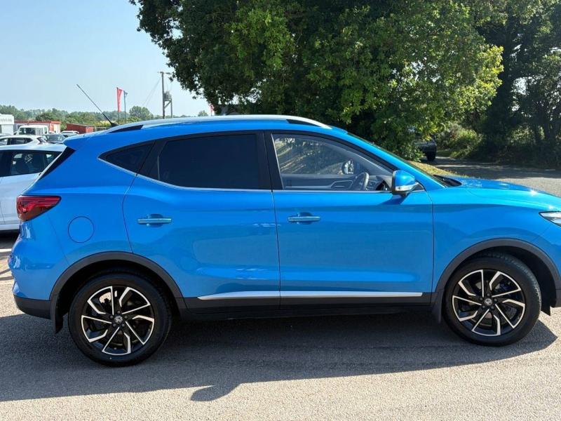 MG ZS