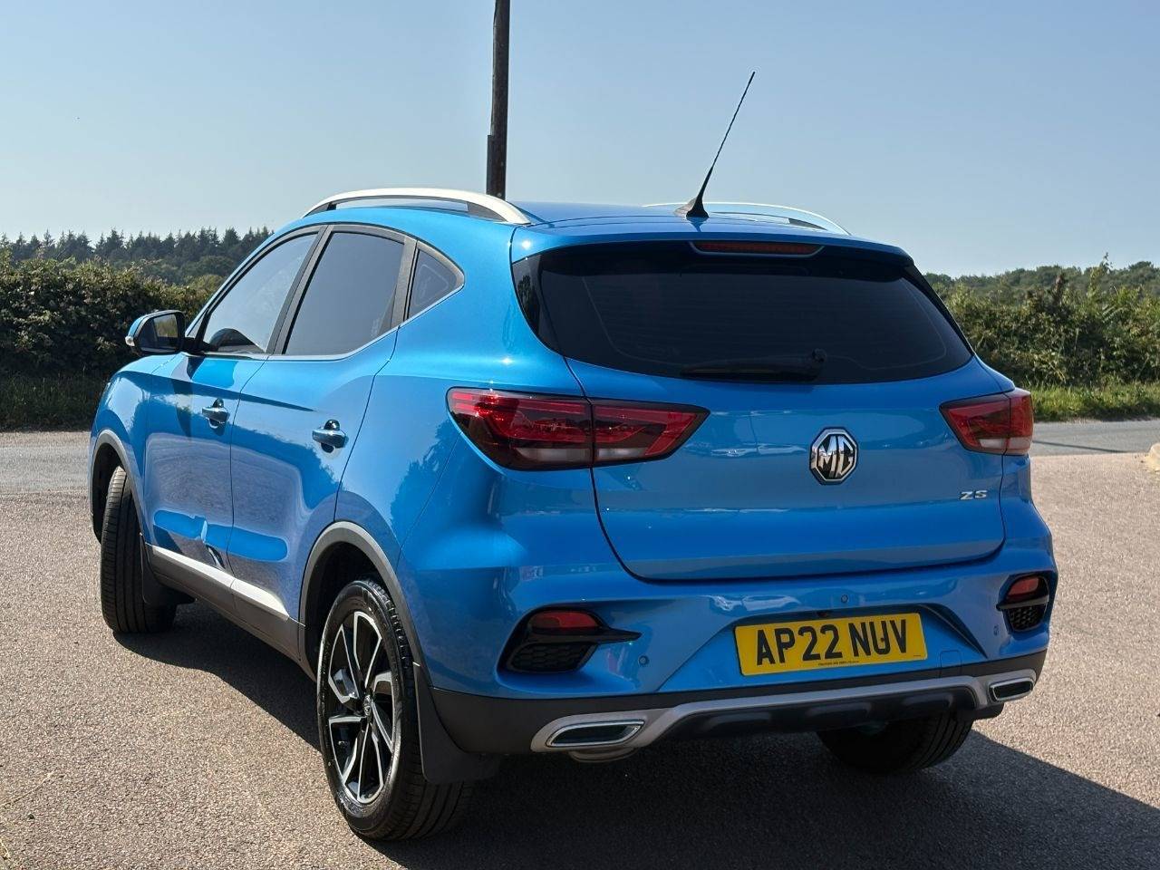 MG ZS