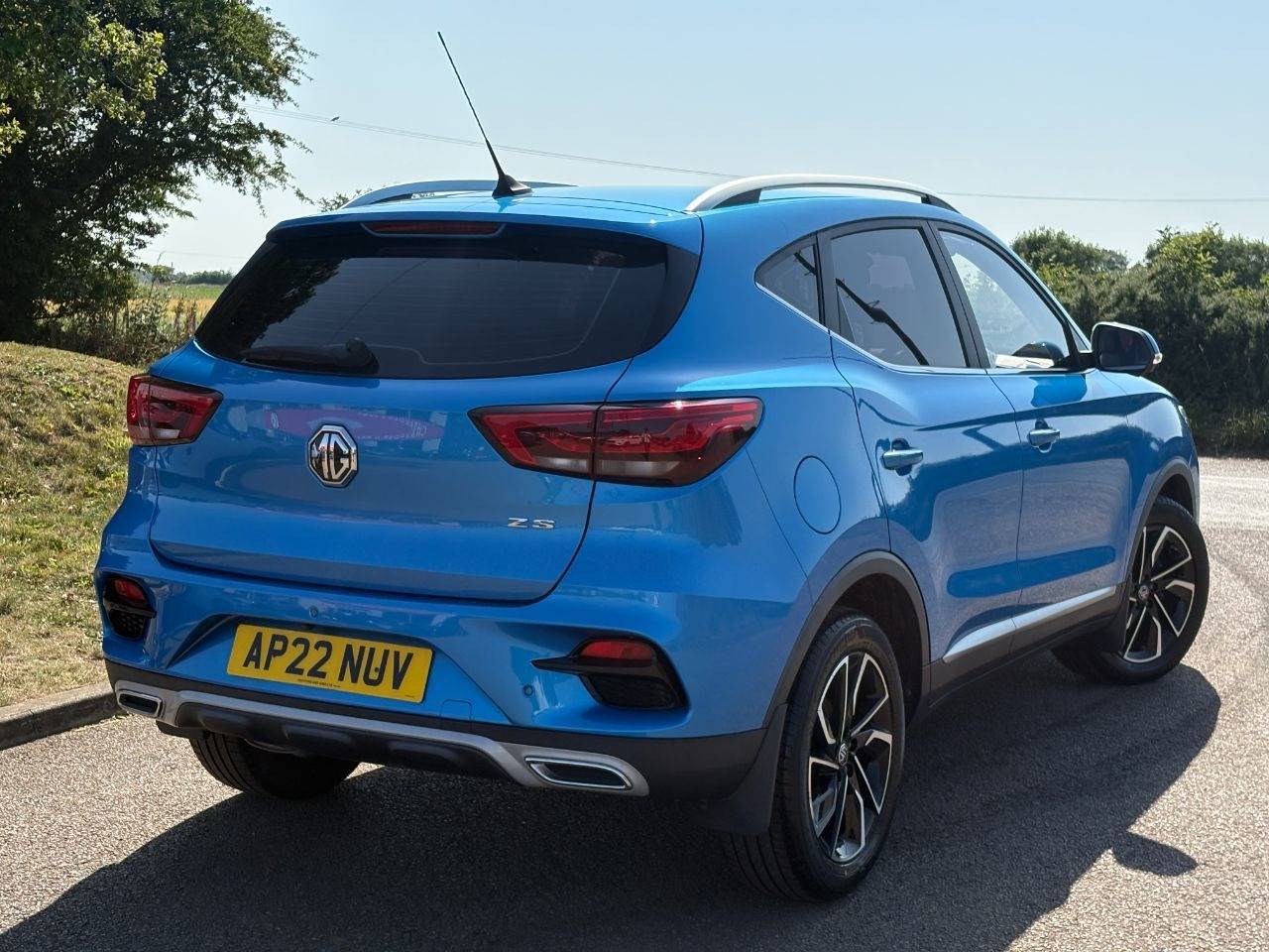 MG ZS
