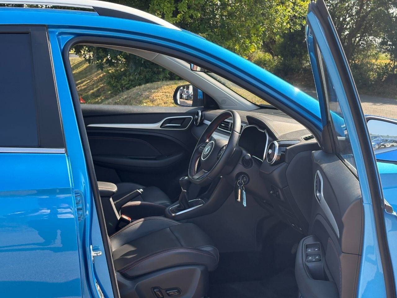 MG ZS