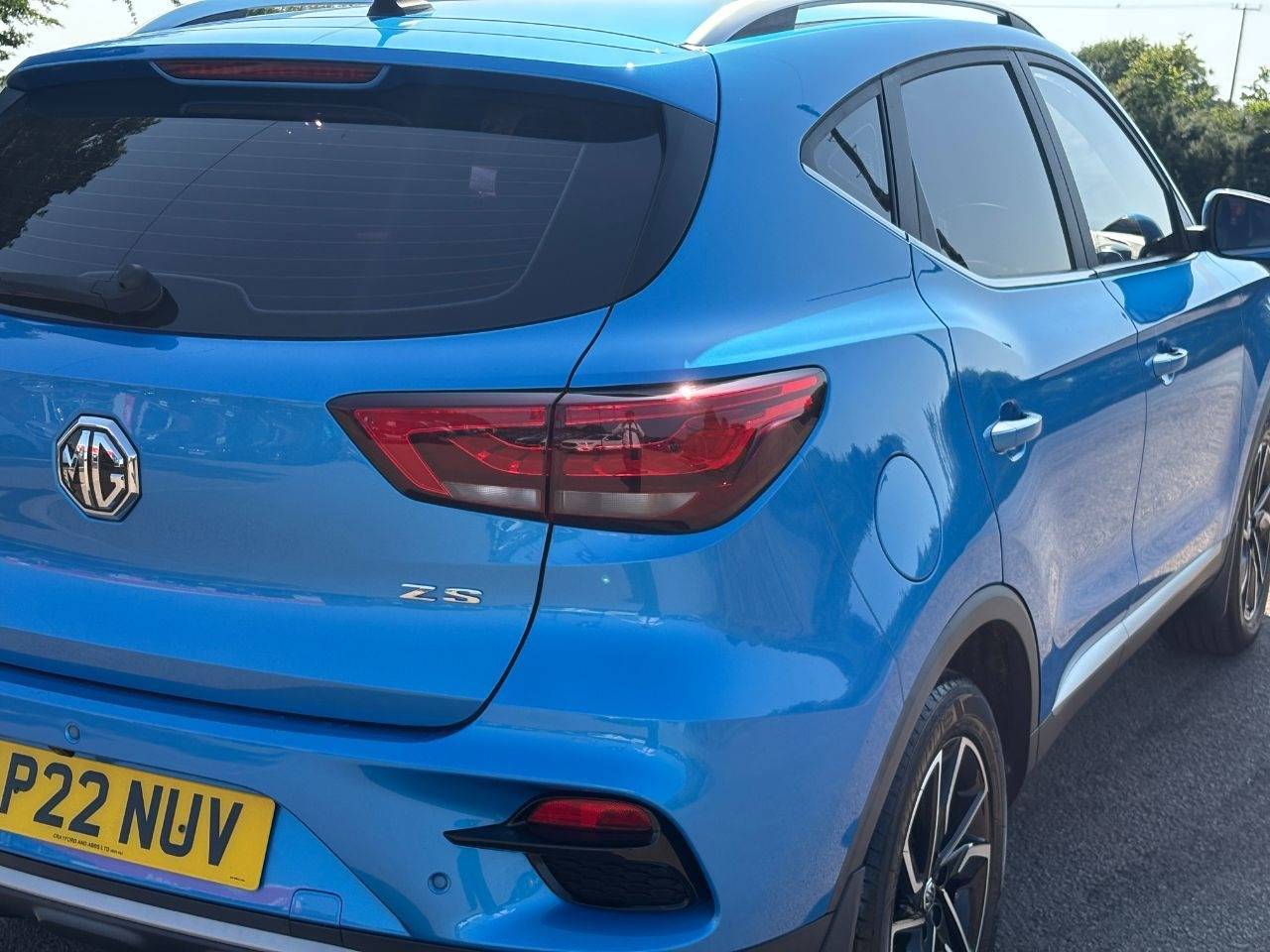 MG ZS