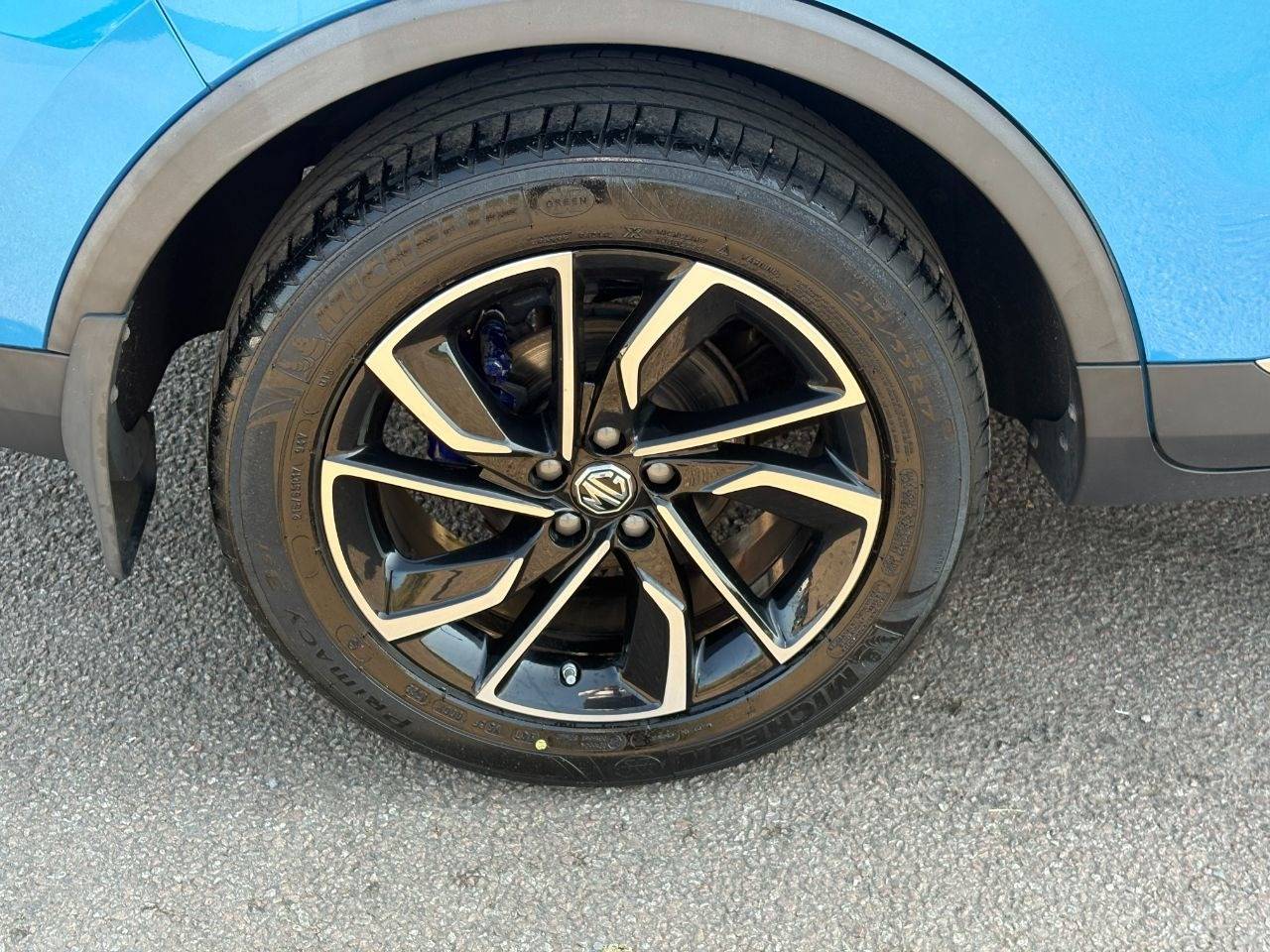 MG ZS