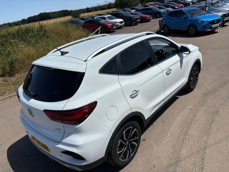MG ZS