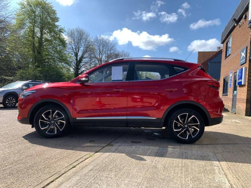 MG ZS