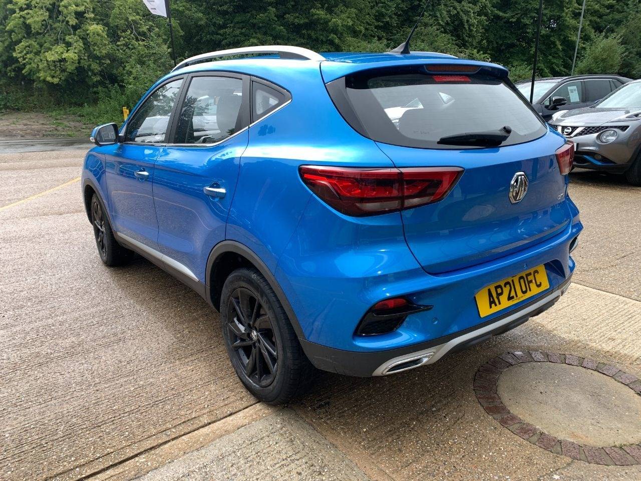 MG ZS
