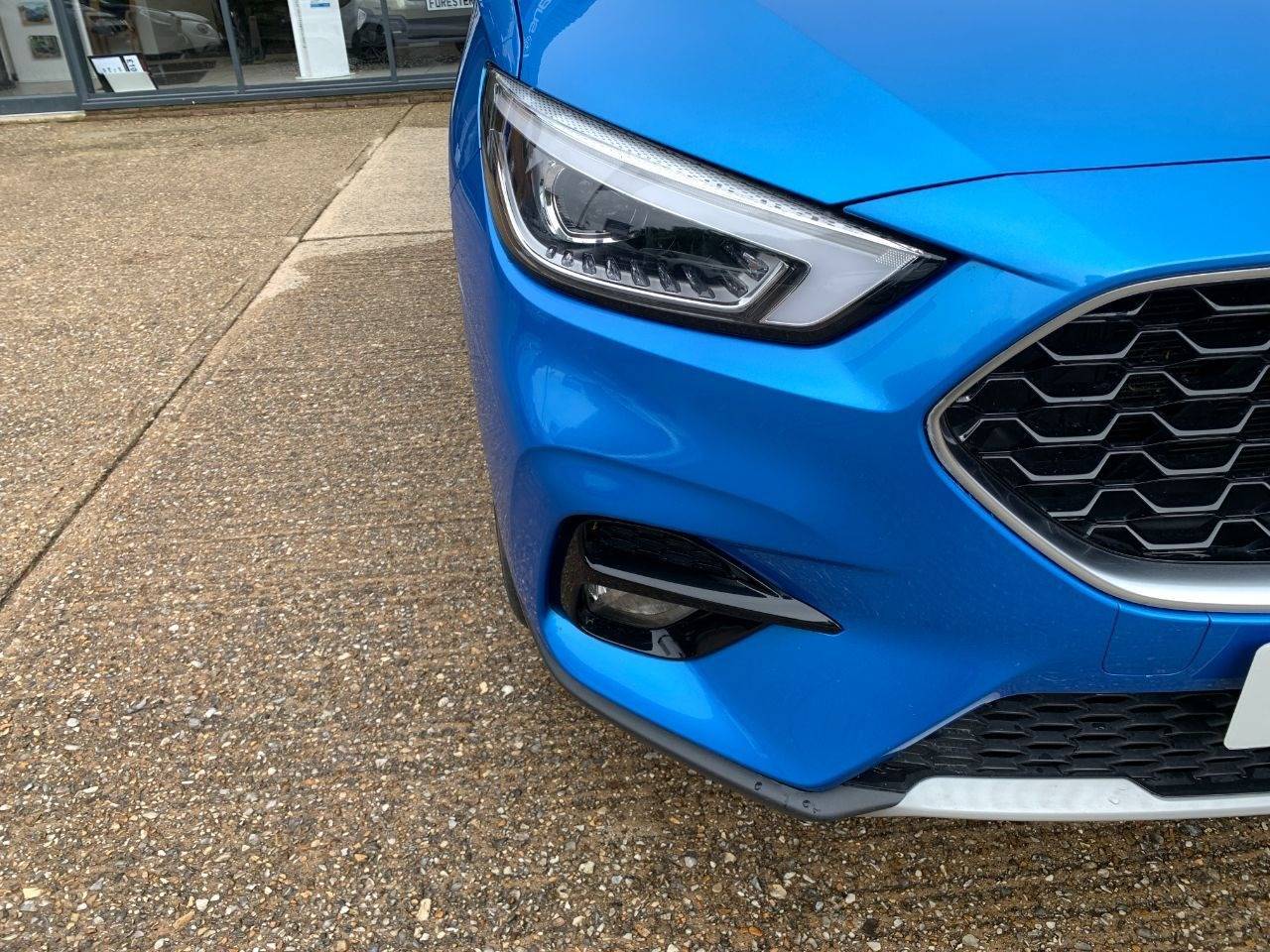 MG ZS