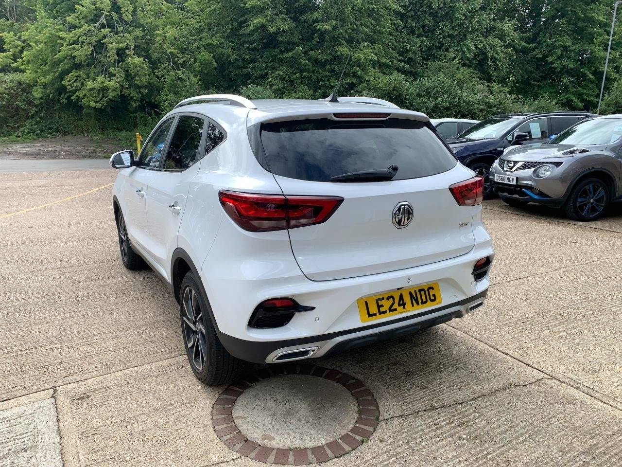 MG ZS