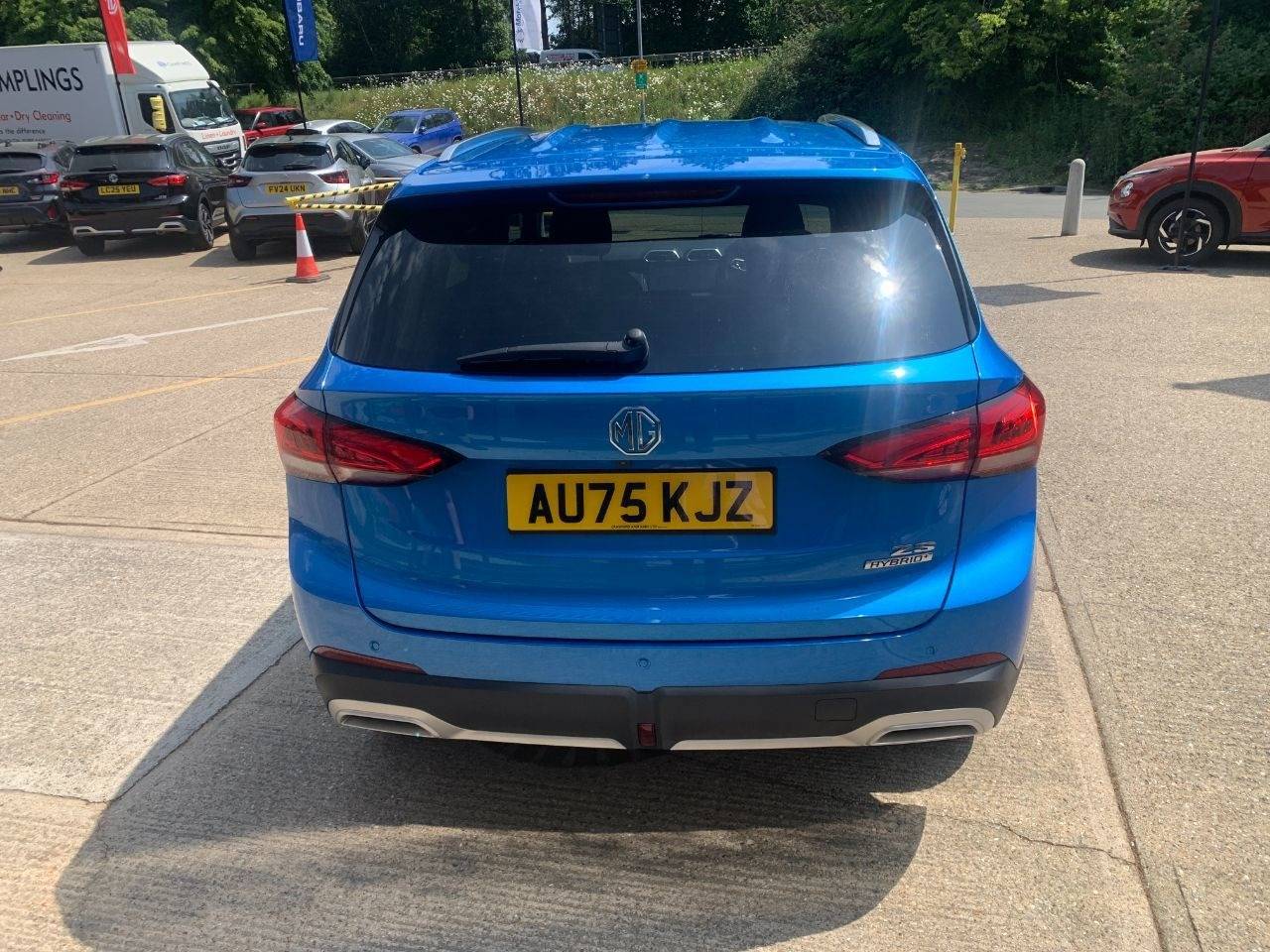MG ZS