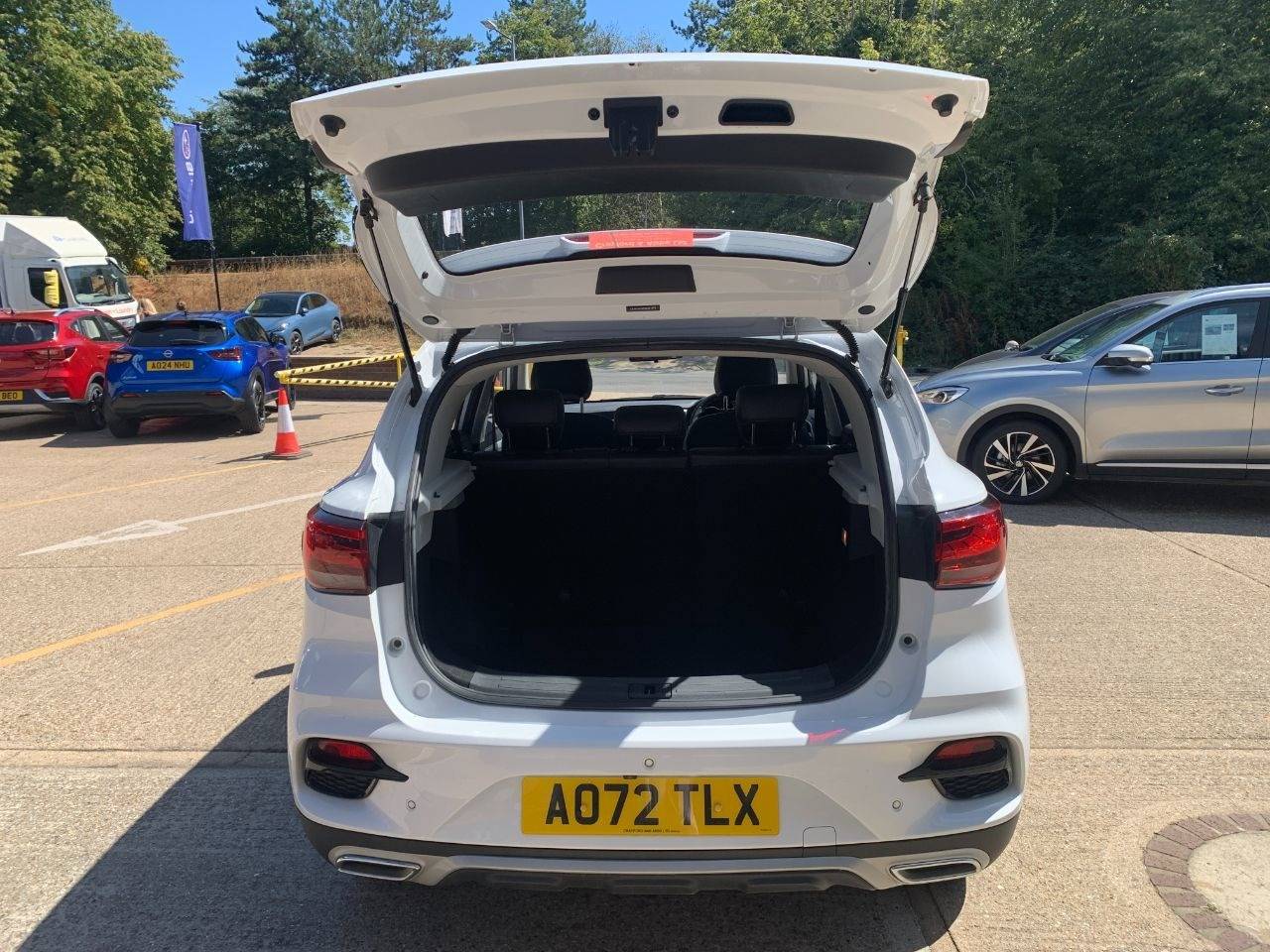 MG ZS