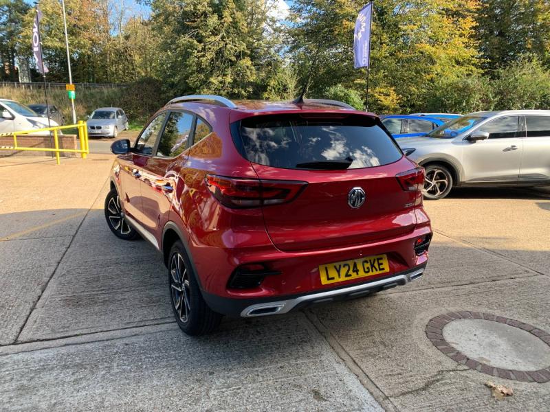 MG ZS