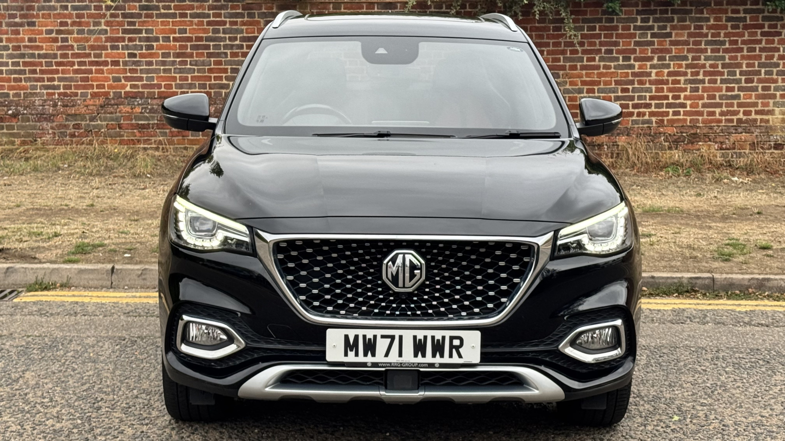 MG Motor UK HS