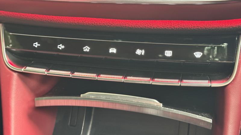 MG Motor UK HS