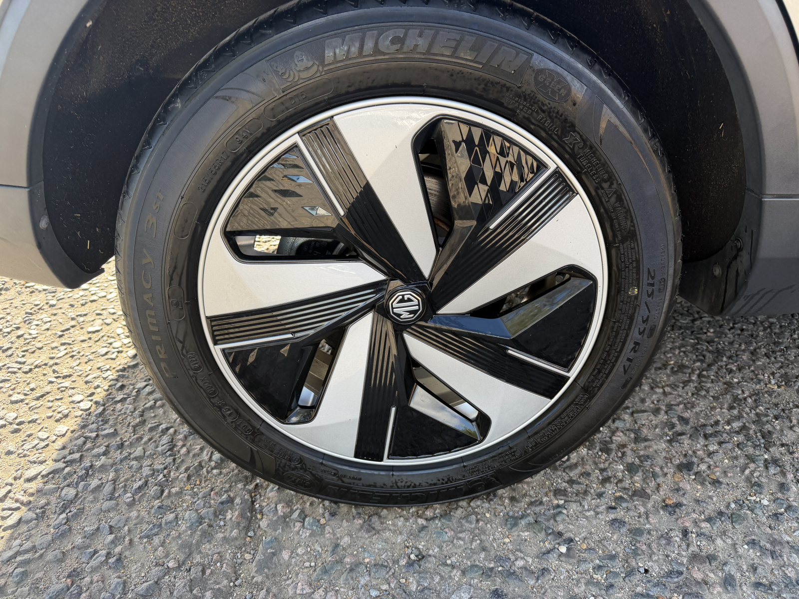 MG Motor UK ZS