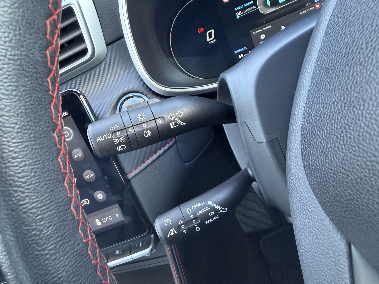 MG Motor UK ZS