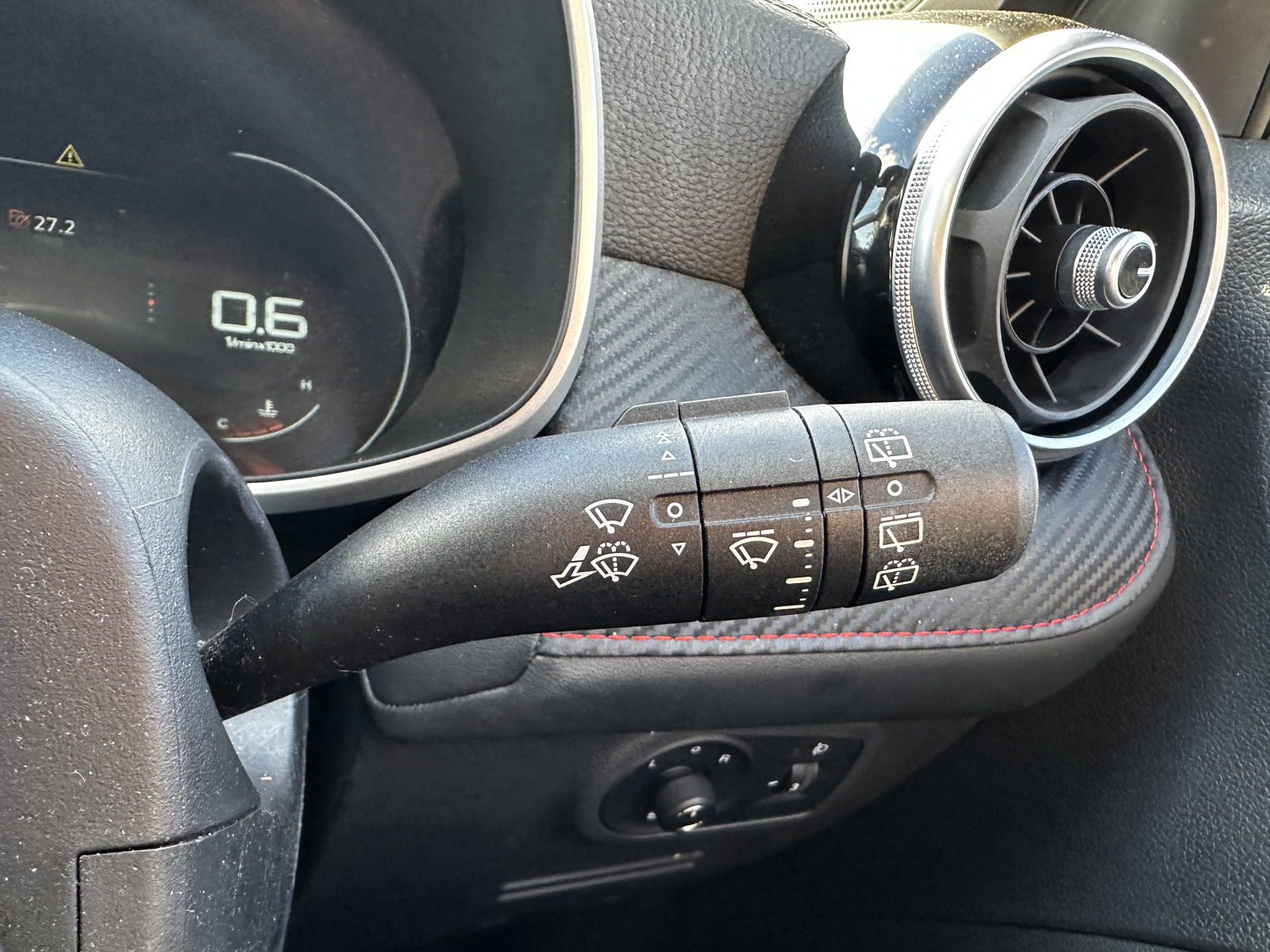 MG Motor UK ZS