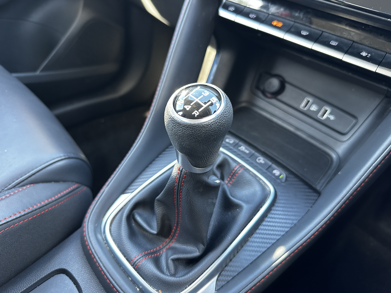 MG Motor UK ZS
