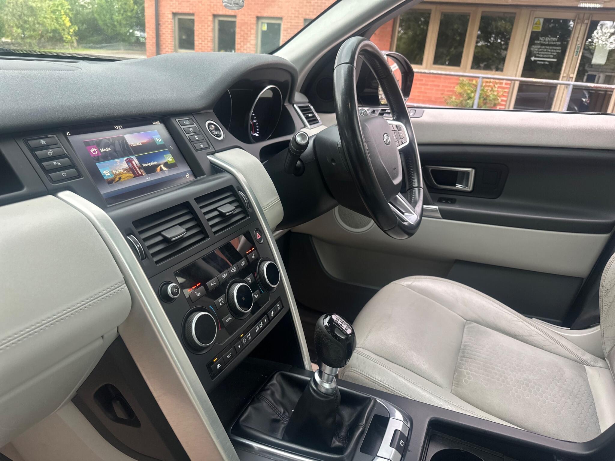 Land Rover Discovery Sport