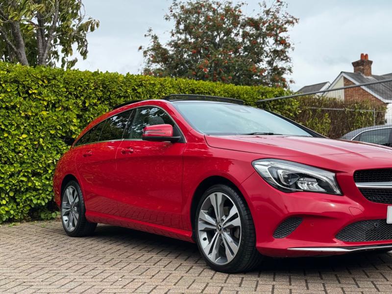 Mercedes-Benz CLA 220
