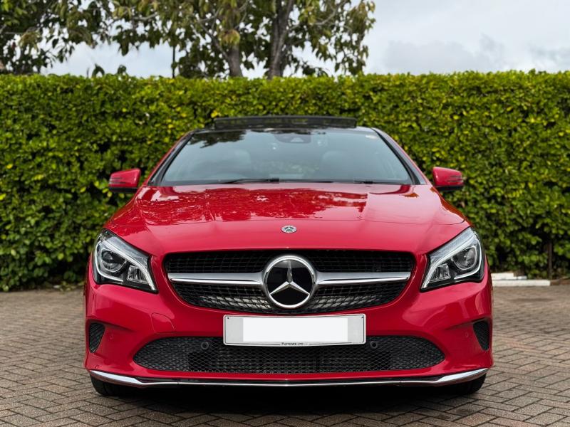 Mercedes-Benz CLA 220