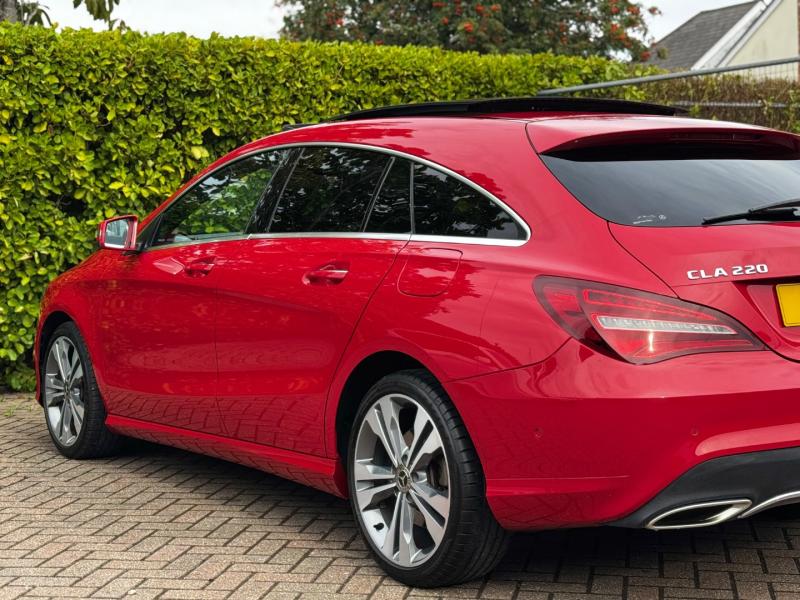 Mercedes-Benz CLA 220