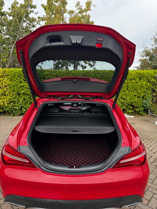 Mercedes-Benz CLA 220
