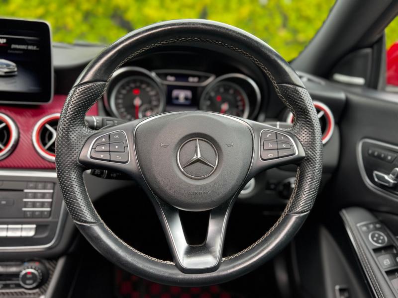 Mercedes-Benz CLA 220