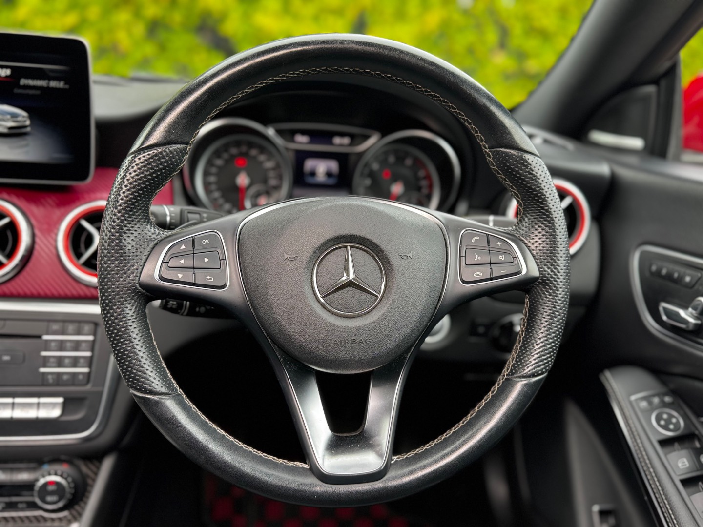 Mercedes-Benz CLA 220