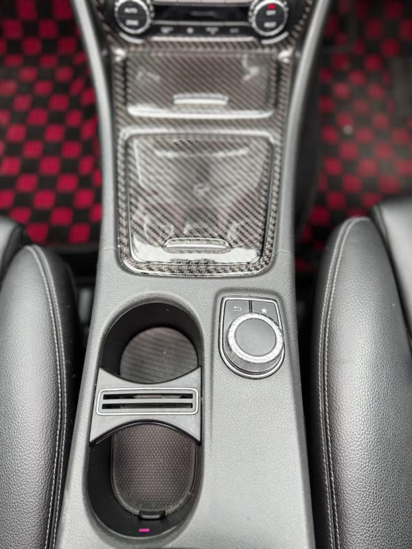 Mercedes-Benz CLA 220