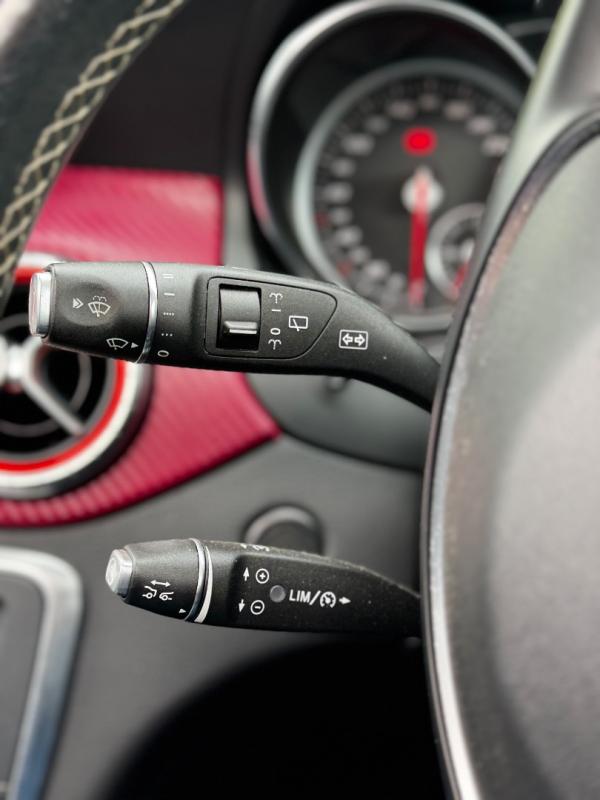 Mercedes-Benz CLA 220