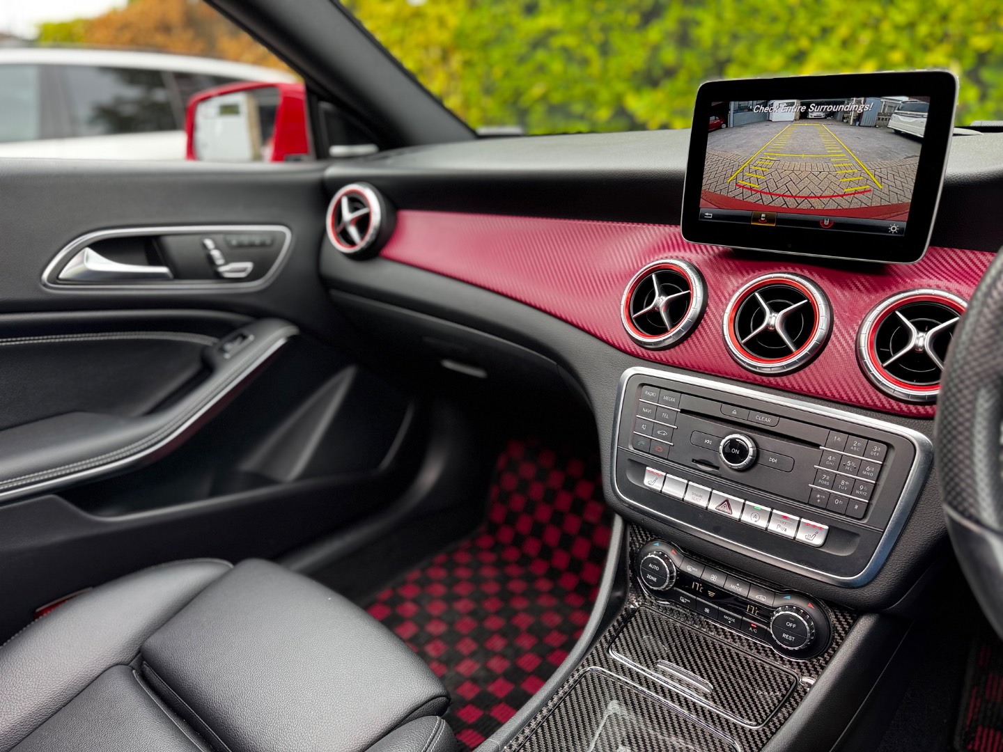 Mercedes-Benz CLA 220