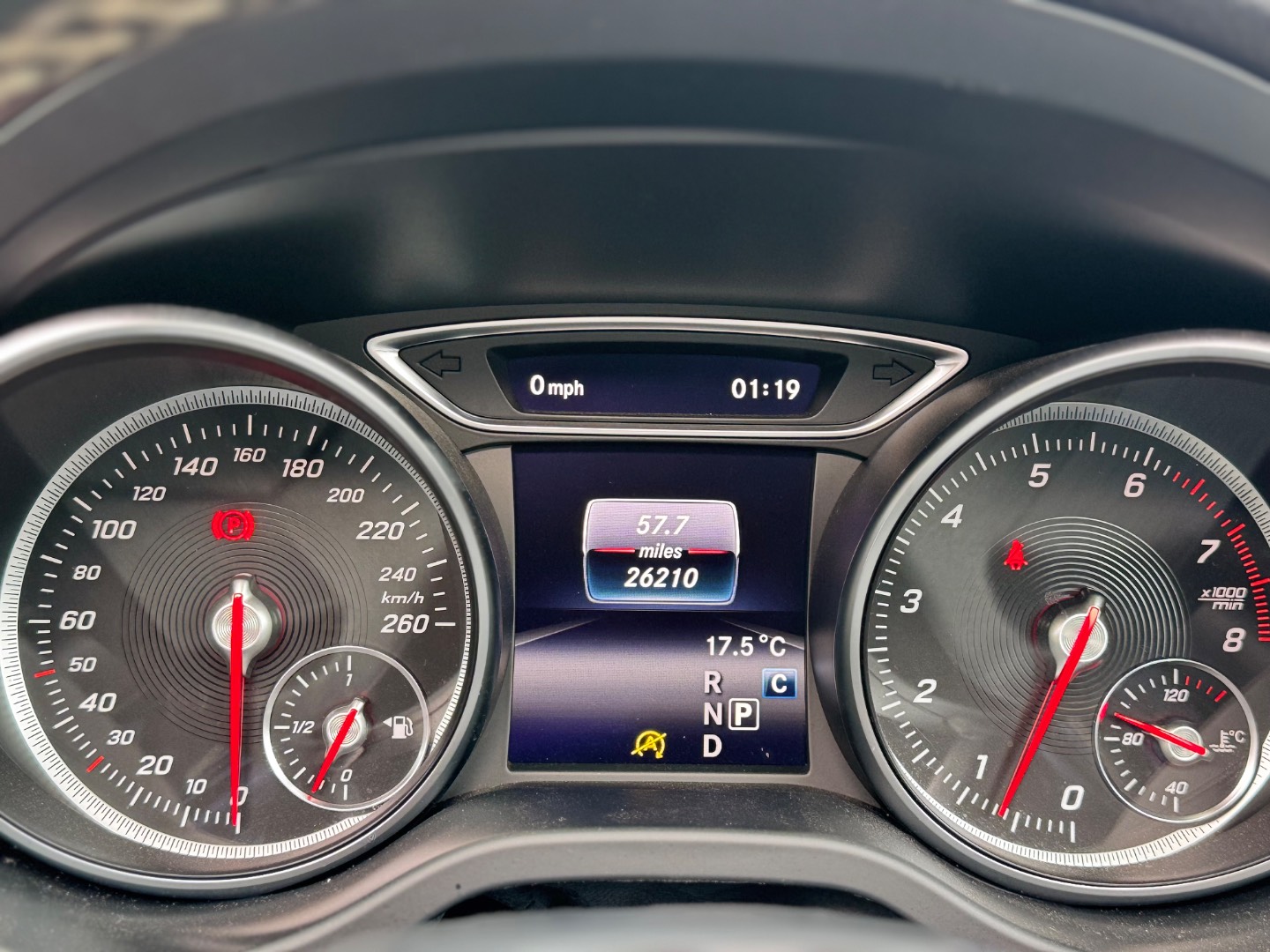 Mercedes-Benz CLA 220