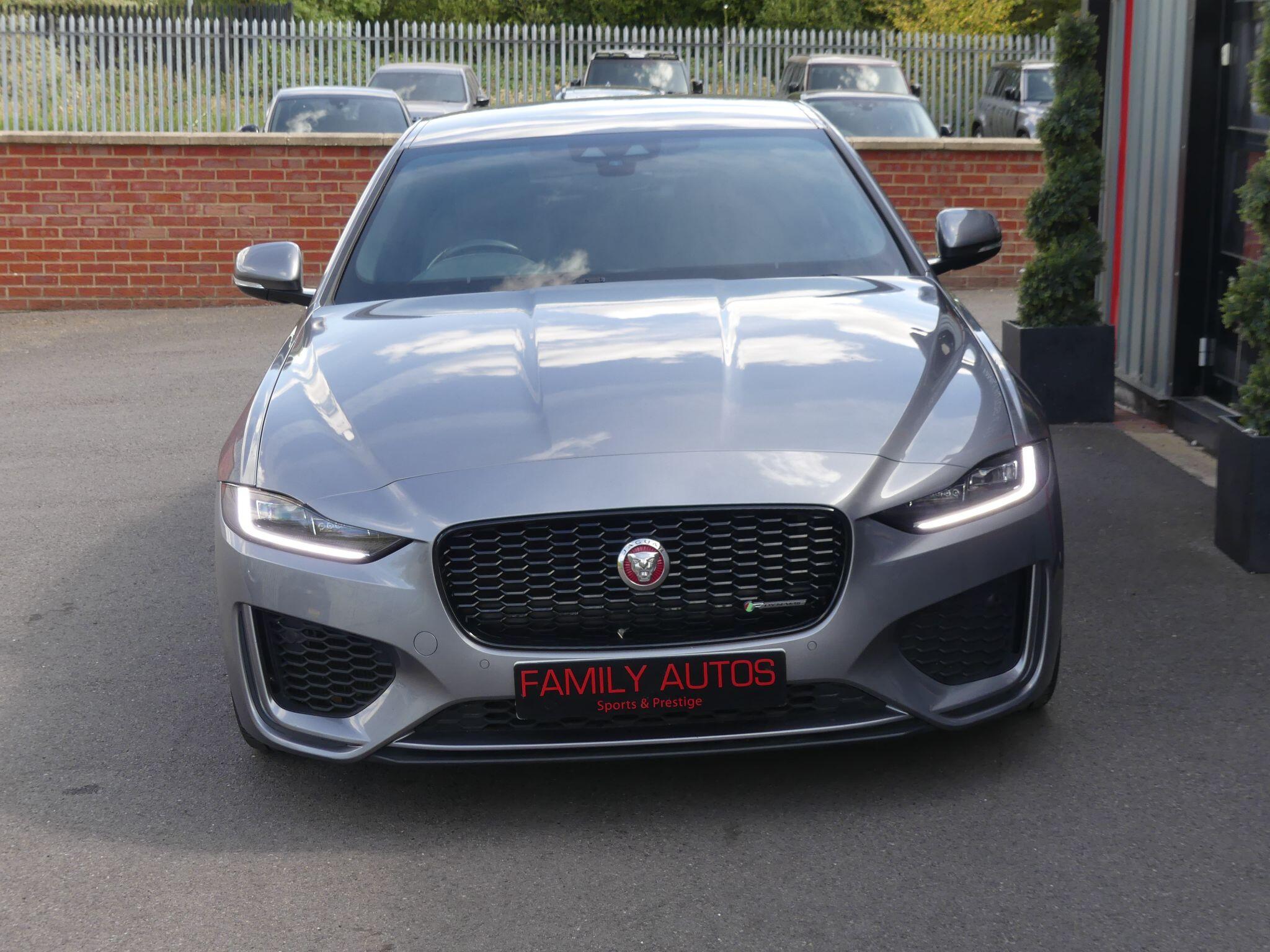 Jaguar XE