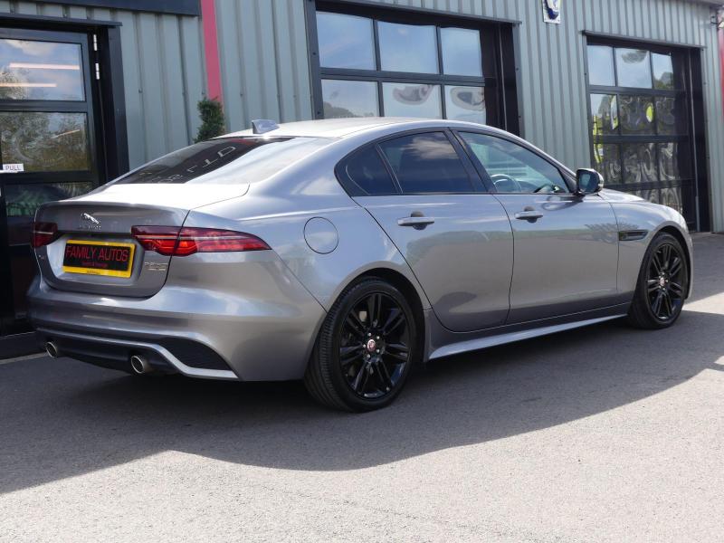 Jaguar XE