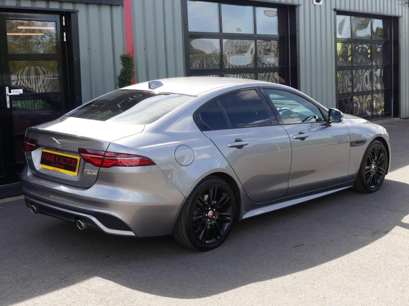 Jaguar XE