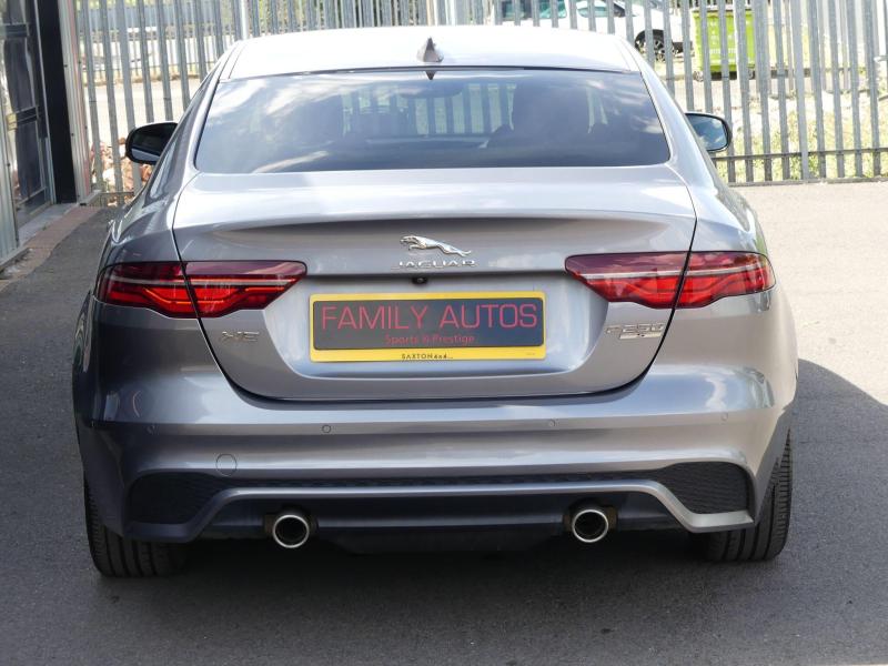 Jaguar XE