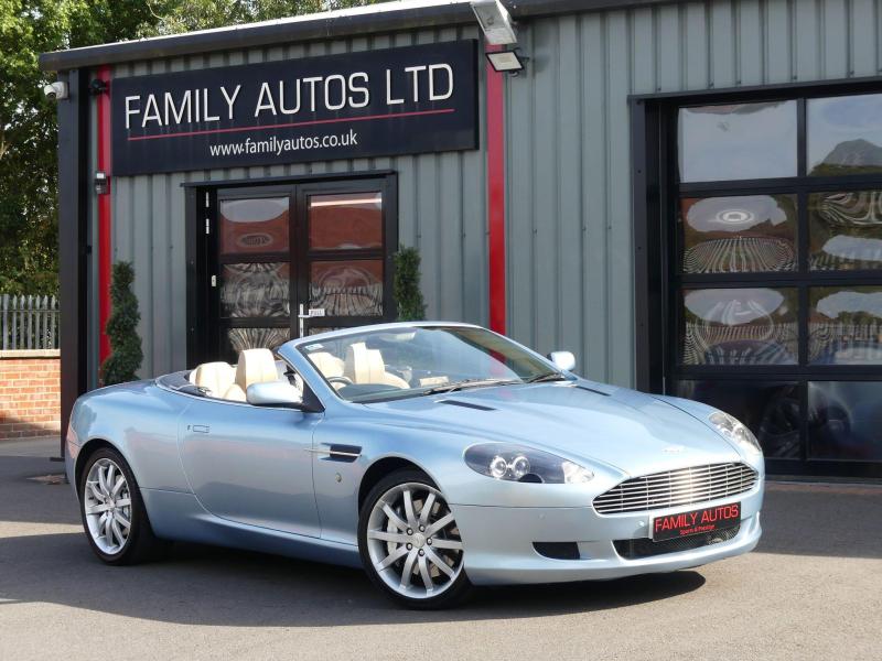 Aston Martin DB9