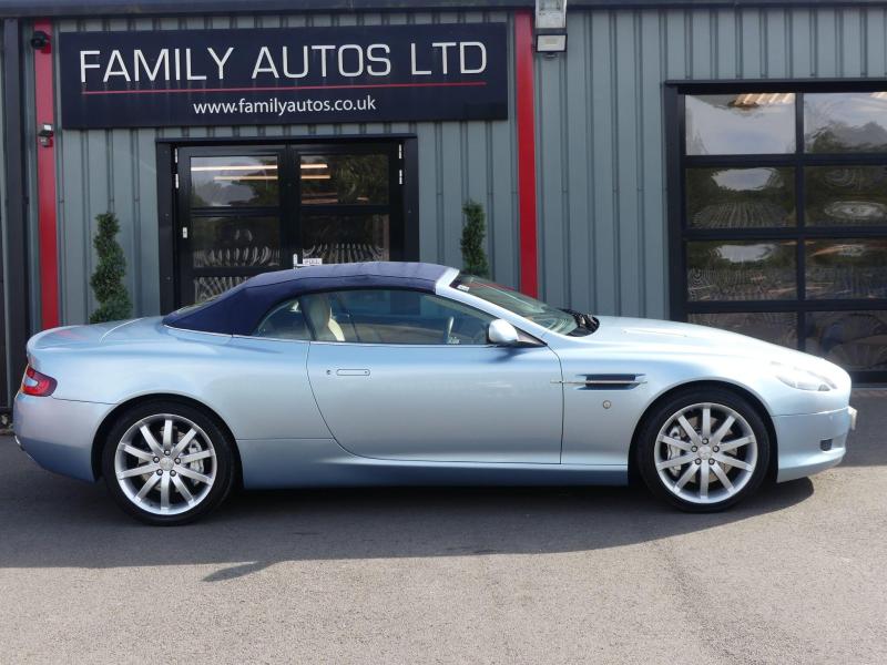 Aston Martin DB9
