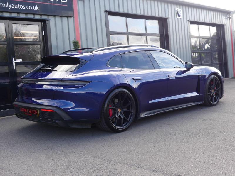 Porsche Taycan