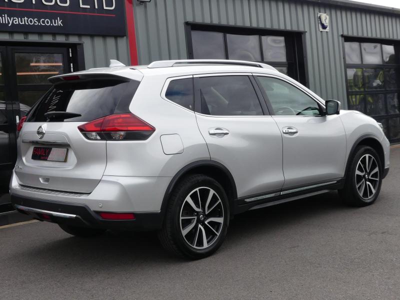 Nissan X Trail