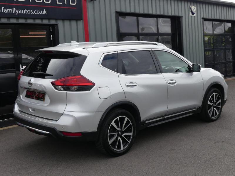 Nissan X Trail