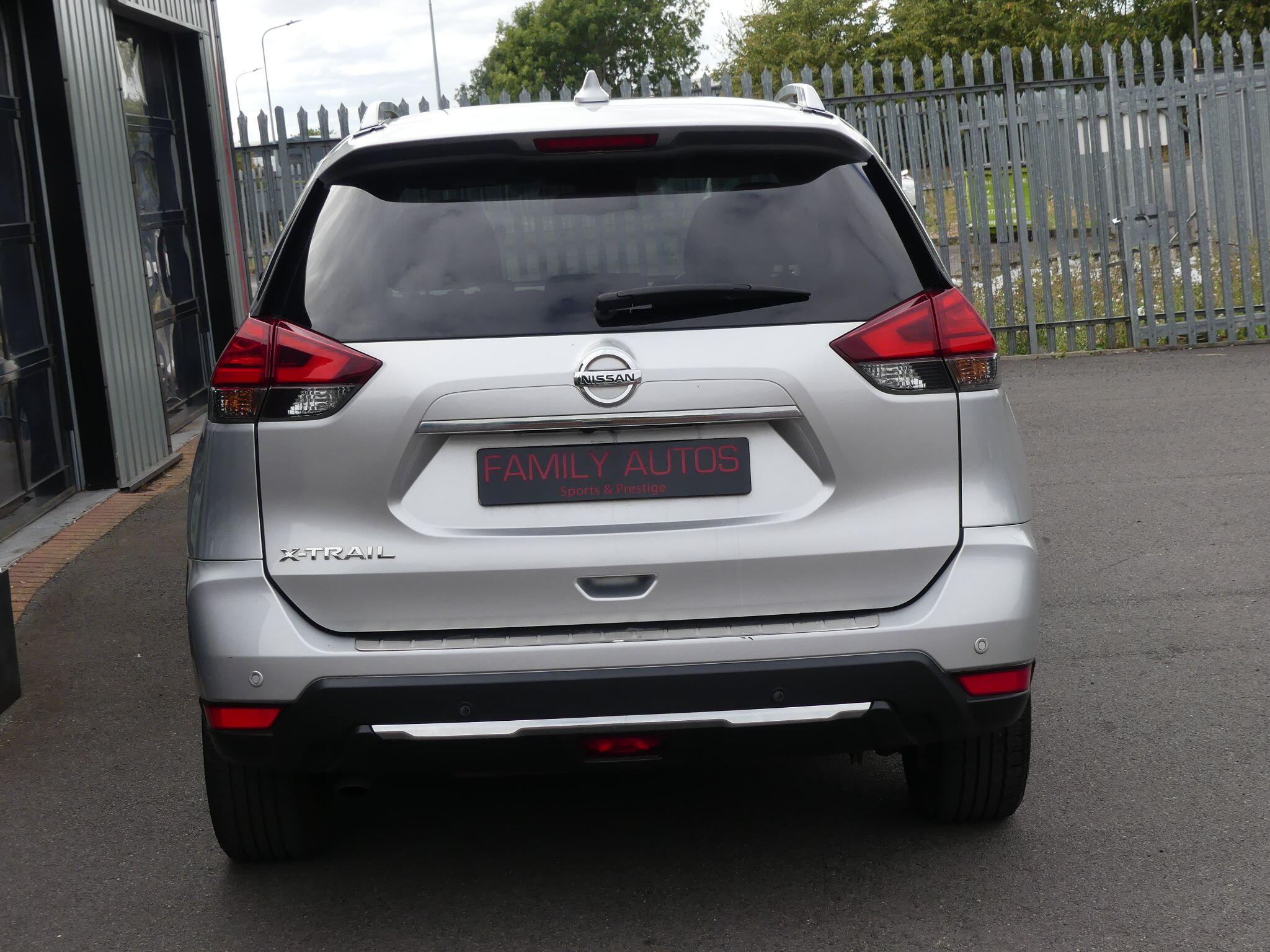 Nissan X Trail