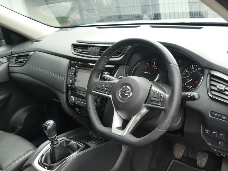 Nissan X Trail